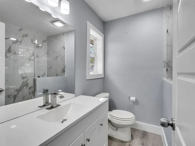 $2,000 | 1009 Ruby Lane, Orange, TX 77630