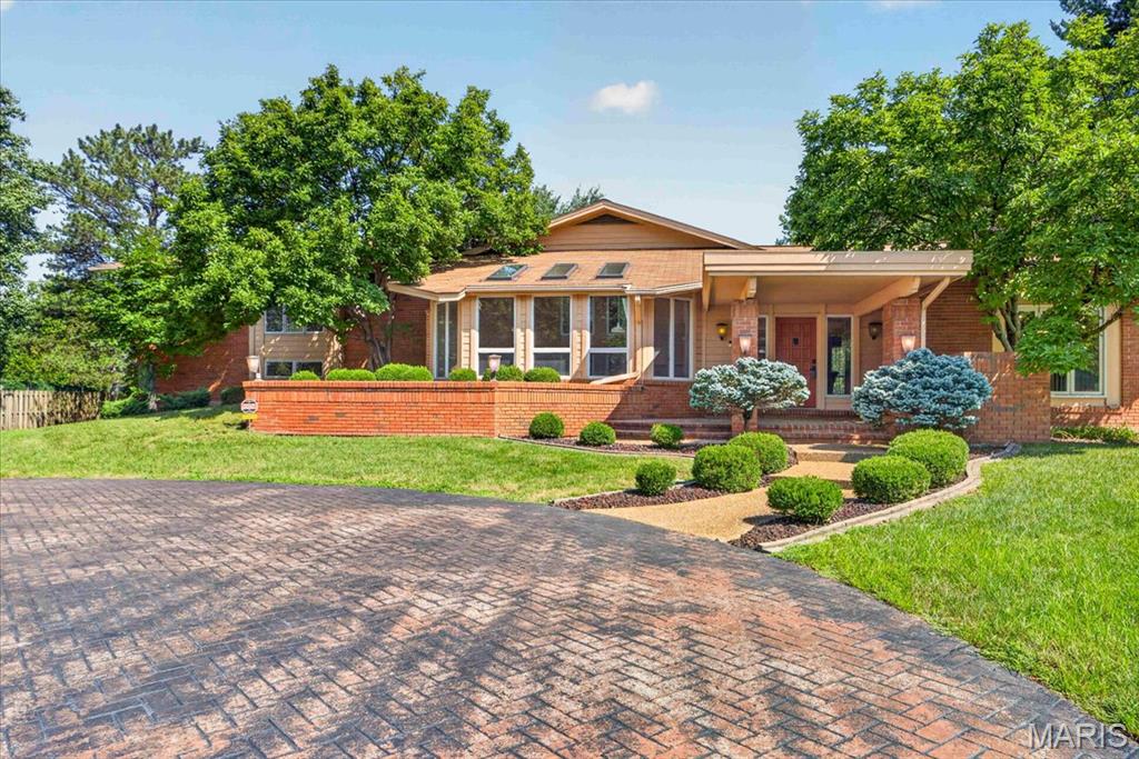 11441 Ladue Road St. Louis, MO 63141 - Photo 2 of 74 Gallery Image 2
