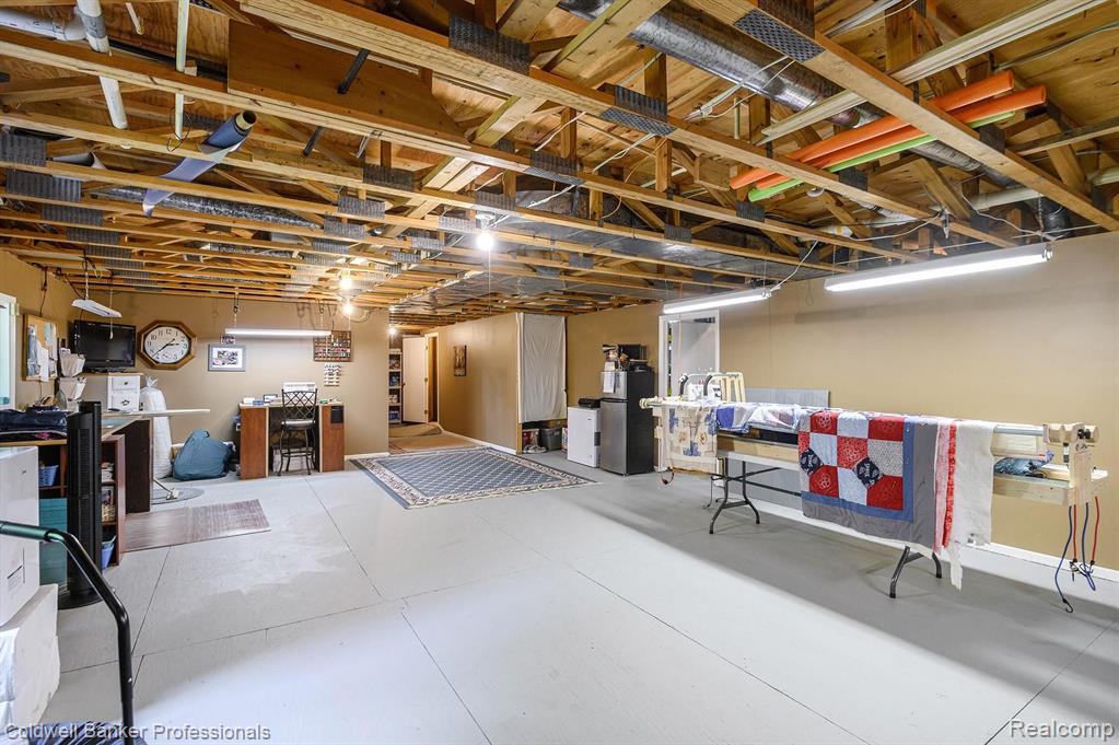 6522 East River Road Flushing, MI 48433 - Photo 26 of 29