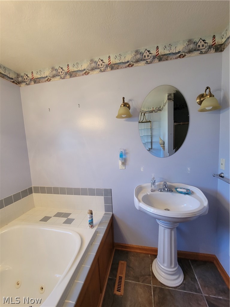 17276 Quarry Road Wellington, OH 44090 - Photo 13 of 35 Master Bath 1st floor