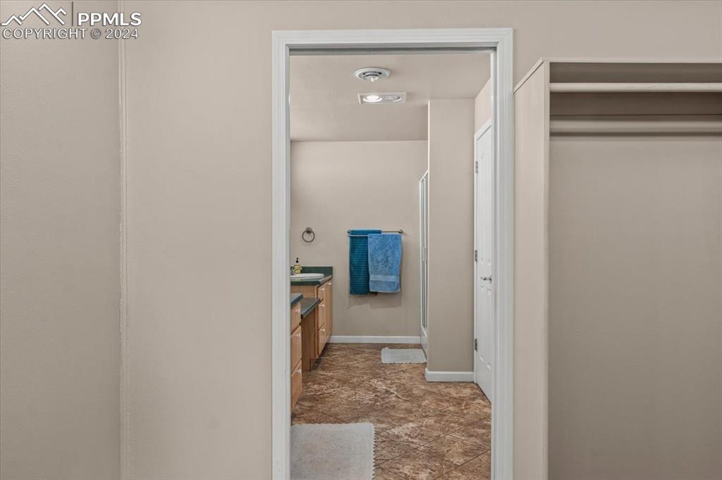 6670 Zercher Road Beulah, CO 81023 - Photo 27 of 37 a view of a bathroom