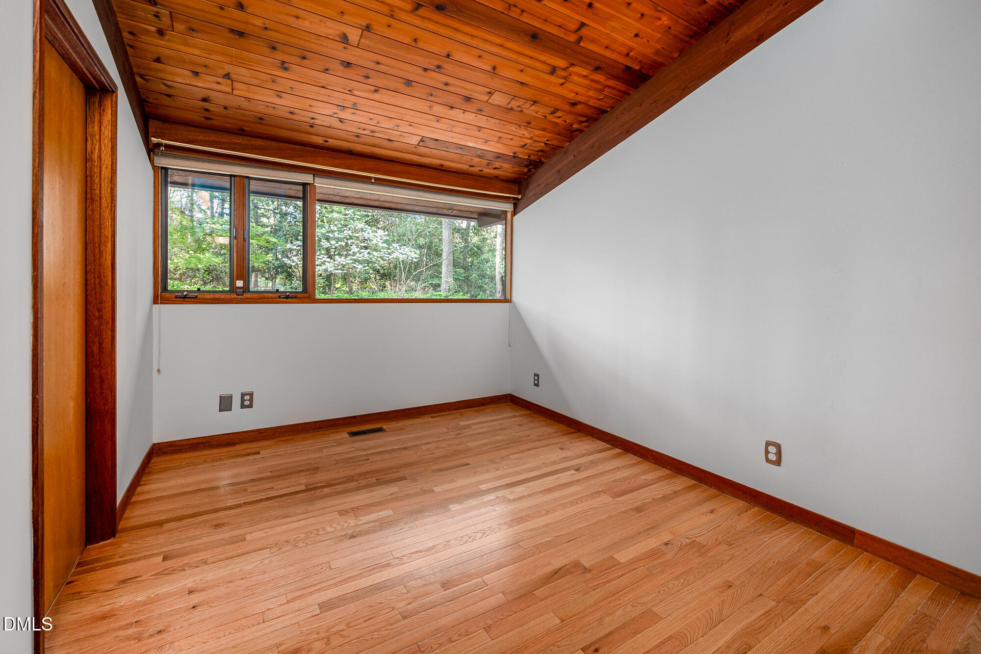 902 Kings Mill Road Chapel Hill, NC 27517 - Photo 34 of 56 35