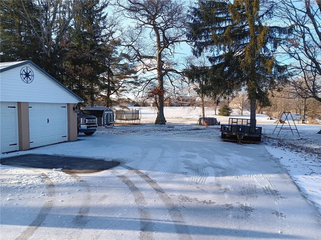 4647 Elton Road Elton, PA 15934 - Photo 4 of 12 Gallery Image 4