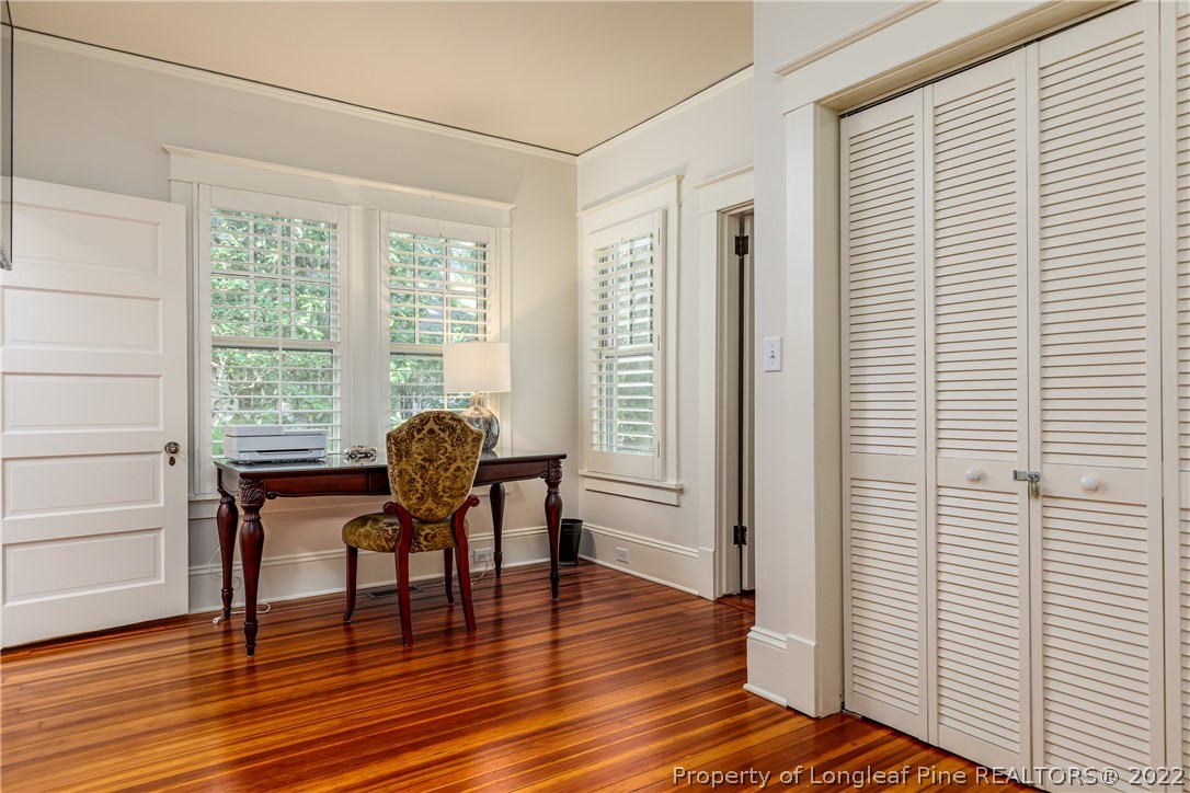 205 Cherokee Road Pinehurst, NC 28374 - Photo 26 of 39 a view of a livingroom with furniture and window