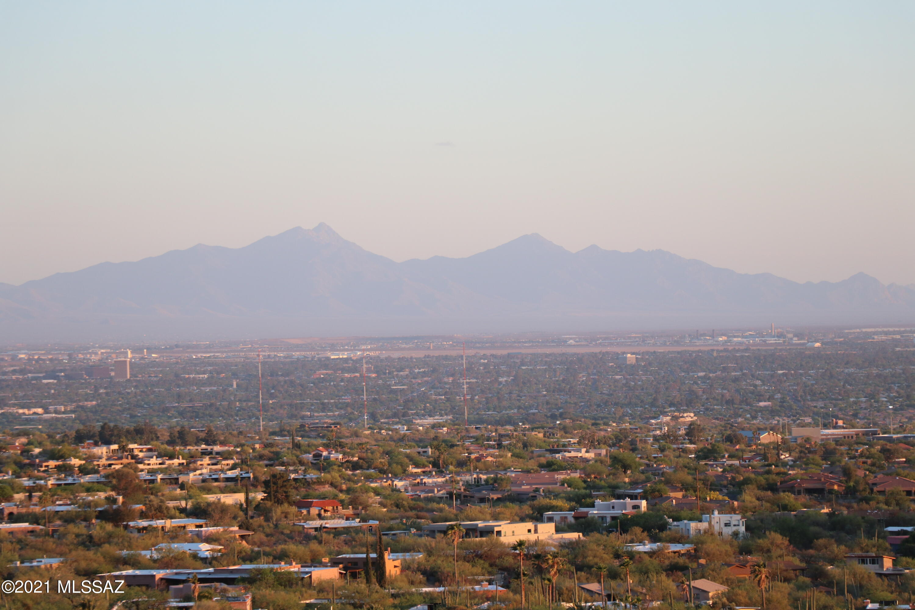 4501 East Ina Road Tucson, AZ 85718 - Photo 1 of 21 Gallery Image 1