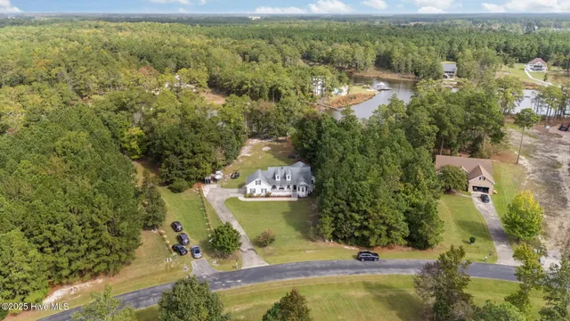 $599,000 | 75 Seaview Court, Bath, NC 27808