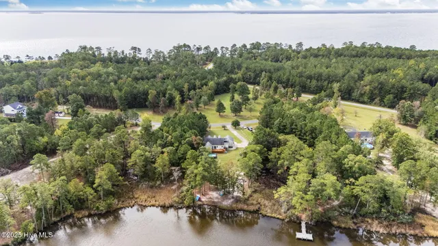 $599,000 | 75 Seaview Court, Bath, NC 27808