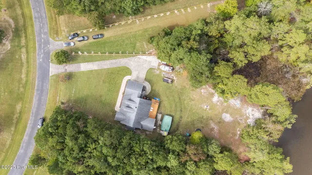 $599,000 | 75 Seaview Court, Bath, NC 27808