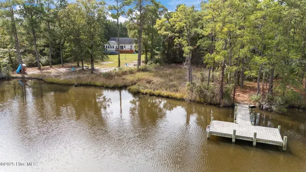 $599,000 | 75 Seaview Court, Bath, NC 27808