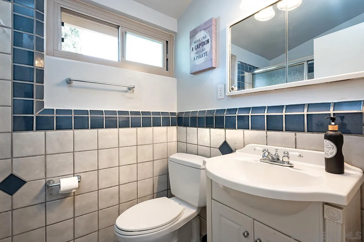 13055 Conley Street Poway, CA 92064 - Photo 15 of 31 Gallery Image 15
