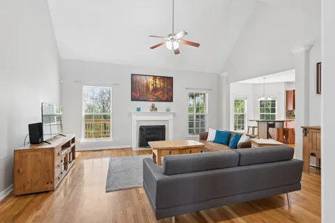$524,900 | 852 Fonnic Drive, Nashville, TN 37115