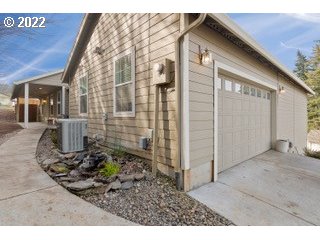 29682 View Street Rainier, OR 97048 - Photo 6 of 30 a backyard of a house