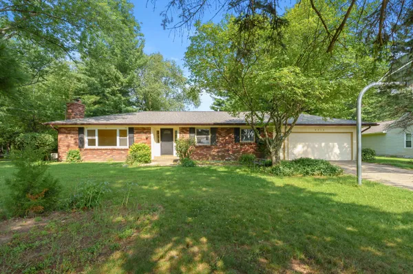 $370,000 | 8218 North 37th Street, Richland, MI 49083