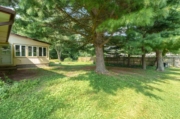 $370,000 | 8218 North 37th Street, Richland, MI 49083