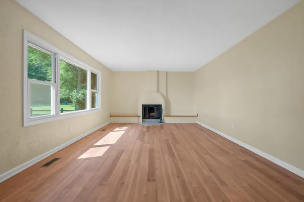 $370,000 | 8218 North 37th Street, Richland, MI 49083