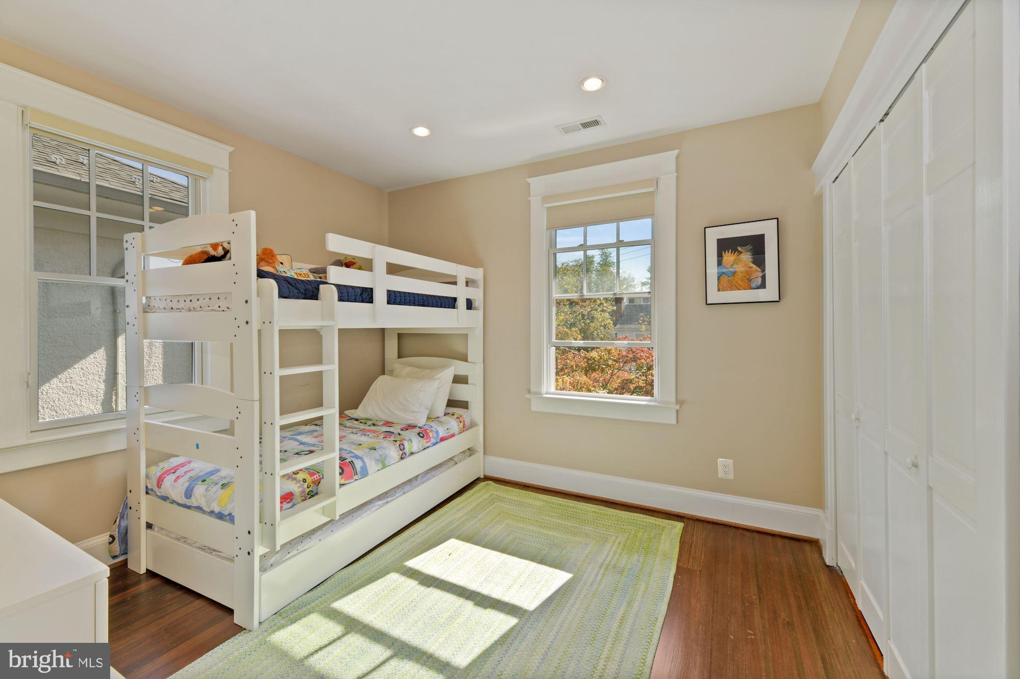 3635 Ordway Street Northwest Washington, DC 20016 - Photo 18 of 28 Bedroom 1