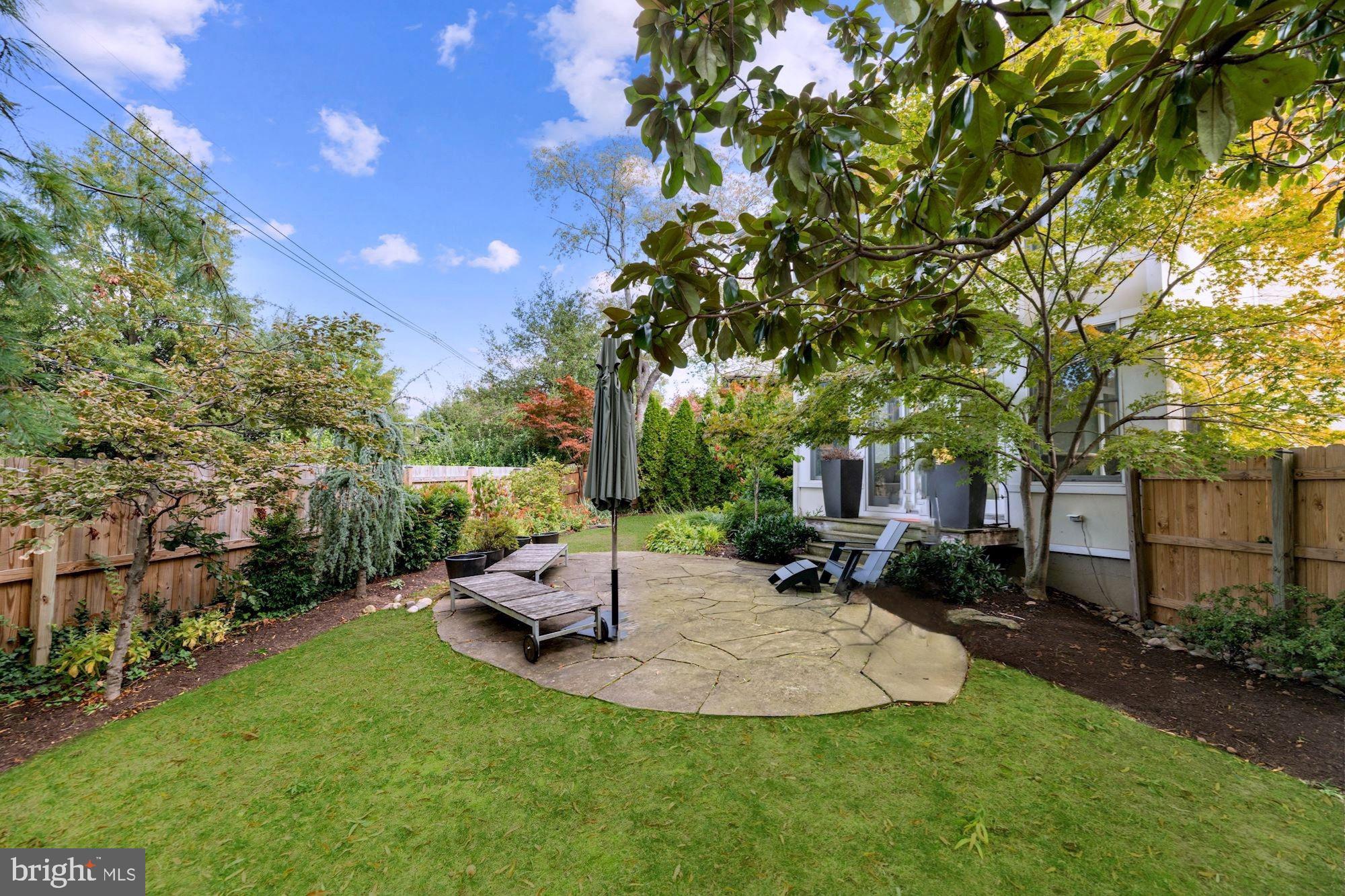 3635 Ordway Street Northwest Washington, DC 20016 - Photo 26 of 28 Patio off of side study