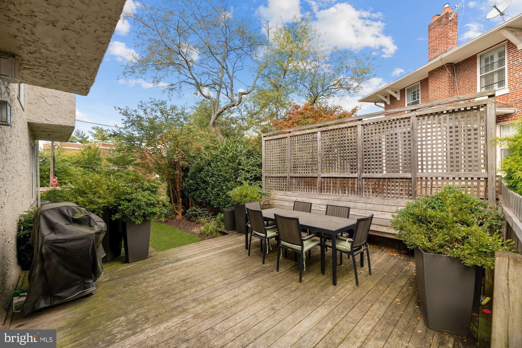 3635 Ordway Street Northwest Washington, DC 20016 - Photo 28 of 28 Deck off of kitchen