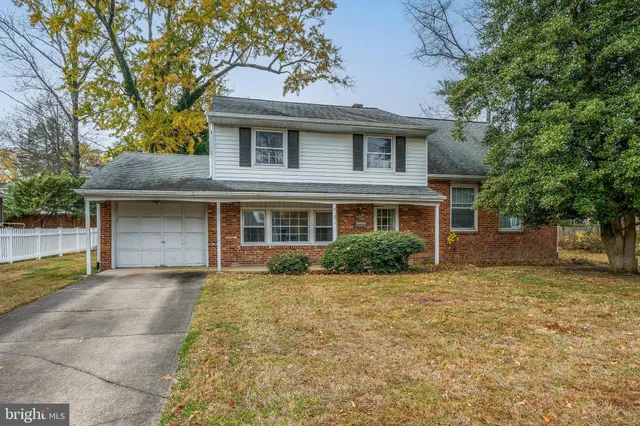 $420,000 | 9 Hedgerow Court, Oaklyn, NJ 08107