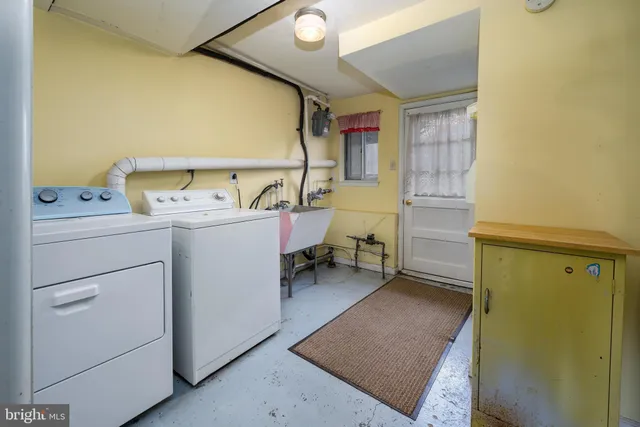 $420,000 | 9 Hedgerow Court, Oaklyn, NJ 08107