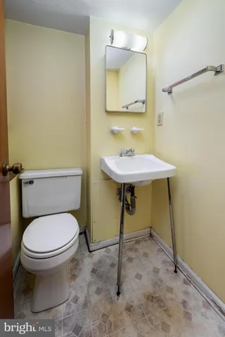 $420,000 | 9 Hedgerow Court, Oaklyn, NJ 08107