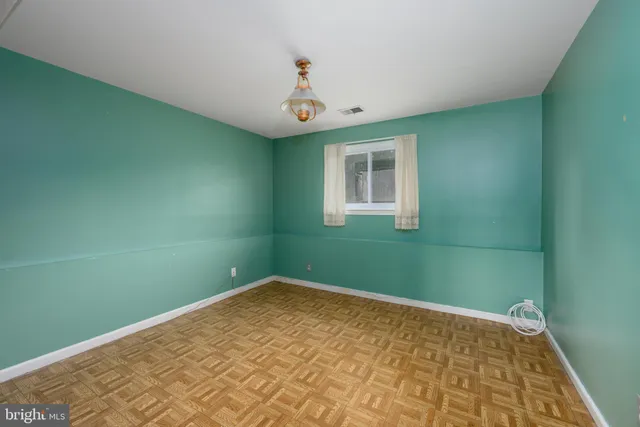 $420,000 | 9 Hedgerow Court, Oaklyn, NJ 08107