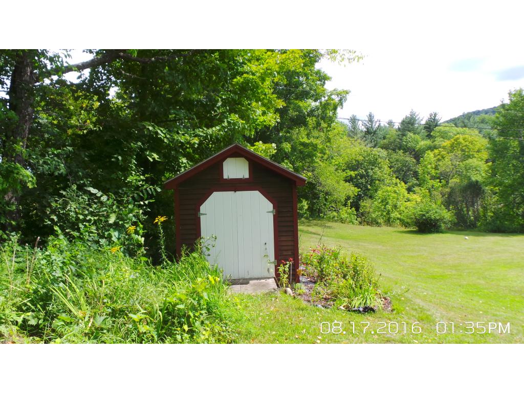 6 Stage Road Strafford, VT 05070 - Photo 4 of 26