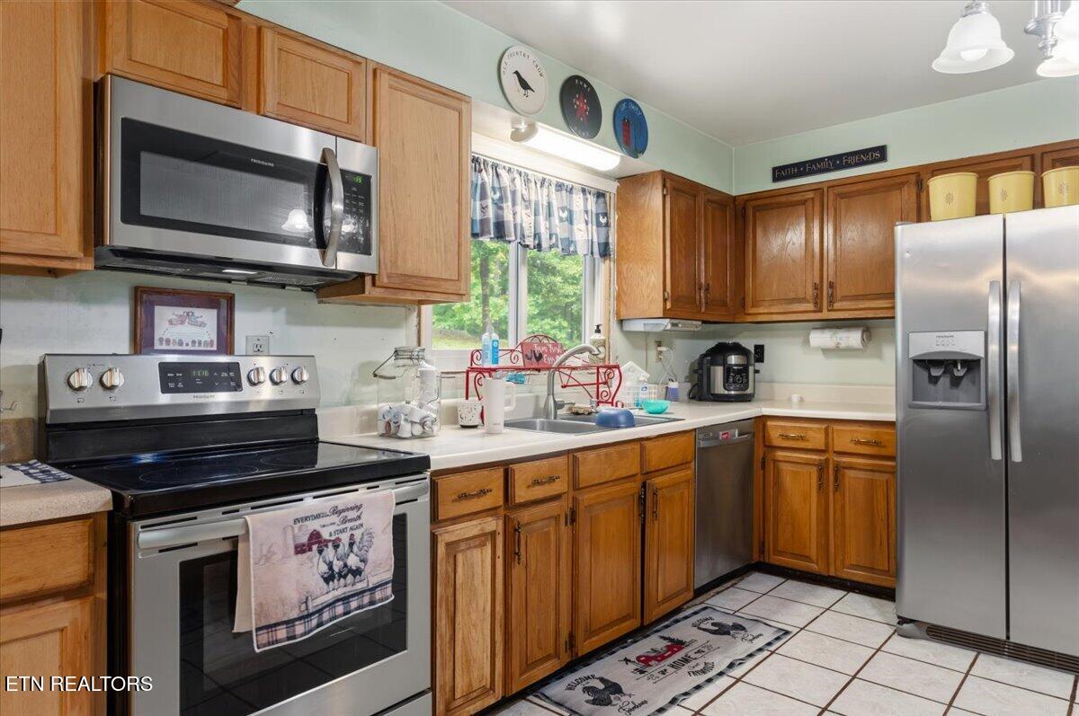 261 Rain Valley Road La Follette, TN 37766 - Photo 8 of 47 09-261 Rain Valley Rd