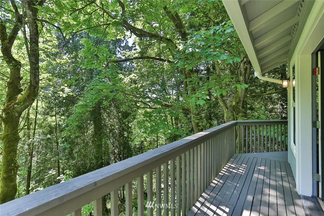 17530 Southeast 110th Street Renton, WA 98059 - Photo 11 of 25