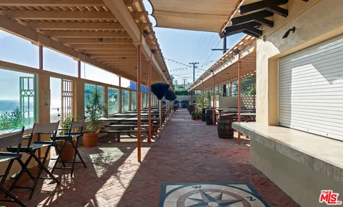 $2,000,000 | 21400 Rambla Vista, Malibu, CA 90265
