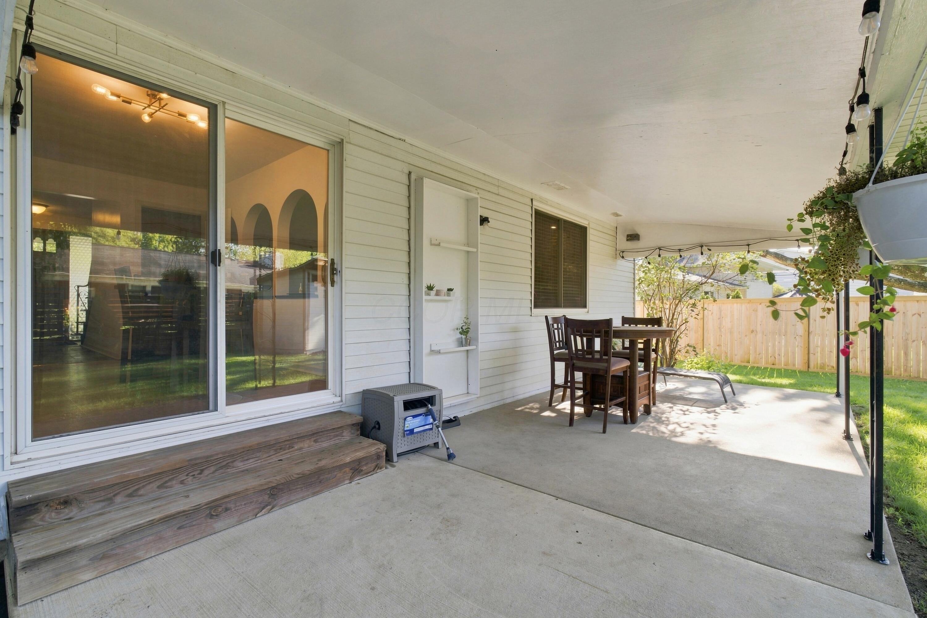 727 Old Coach Road Westerville, OH 43081 - Photo 45 of 55 Backyard