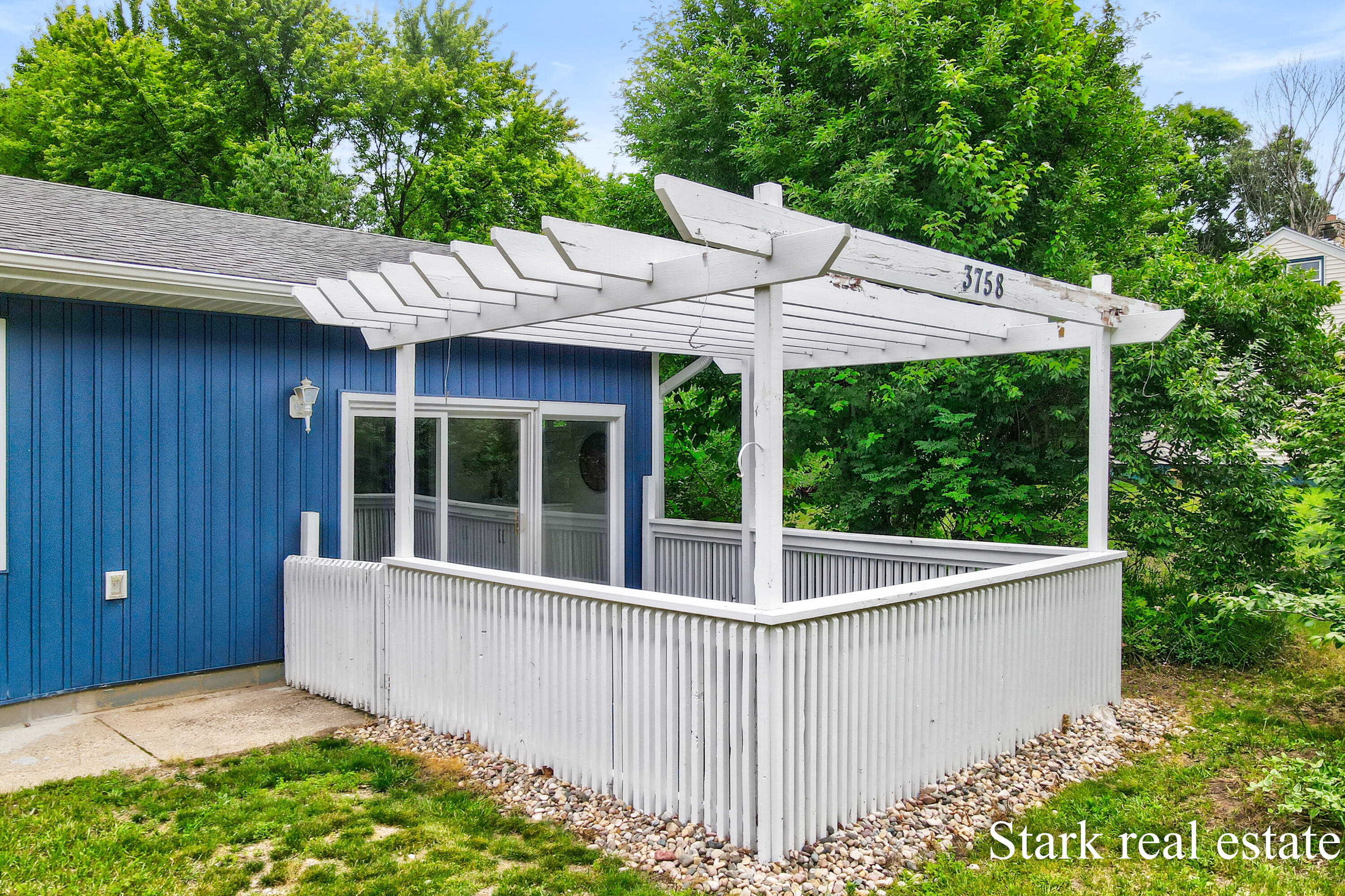 3758 East Sternberg Road Fruitport, MI 49415 - Photo 46 of 55 Rob Stark - 3758 Sternberg Road (55)-46