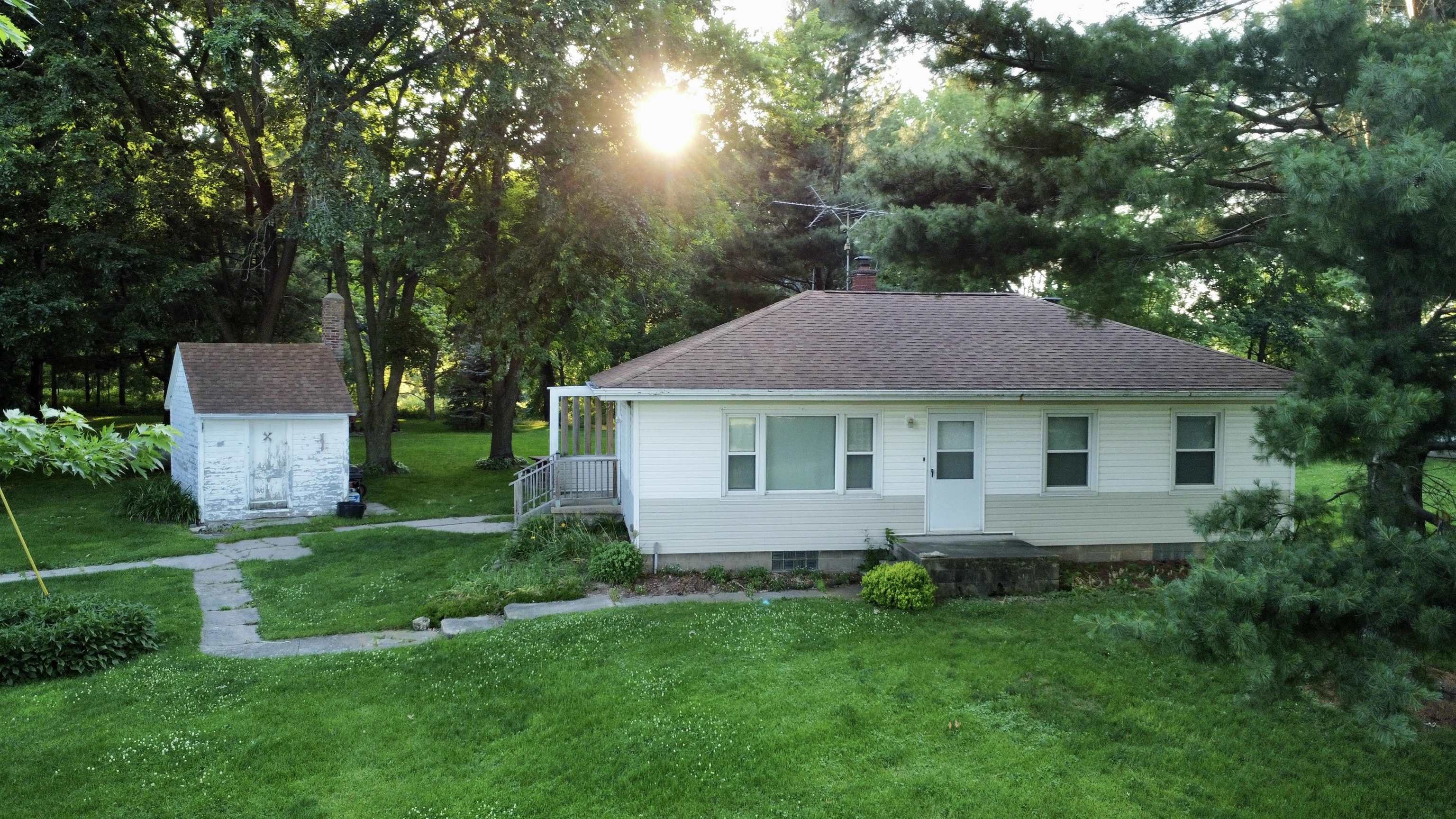 8694 South Creek Road Elizabeth, IL 61028 - Photo 1 of 44 Gallery Image 1