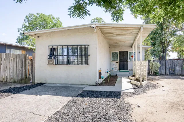 a view of outdoor space yard and patio