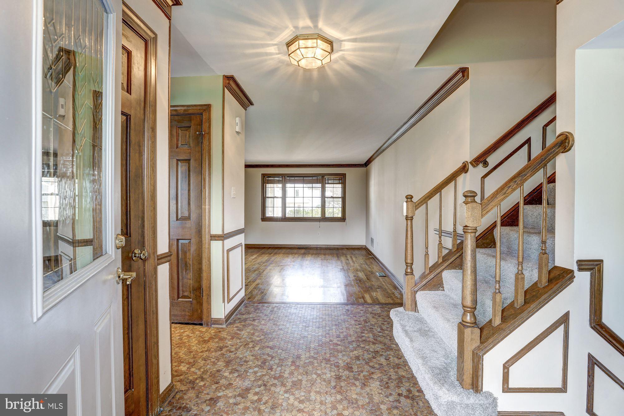105 Farmgate Lane Silver Spring, MD 20905 - Photo 5 of 49