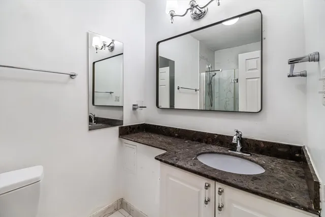 $215,000 | 230 East Ontario Street, Unit 905, Chicago, IL 60611