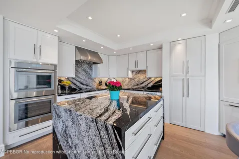 $2,895,000 | 2500 South Ocean Boulevard, Unit 1D2, Palm Beach, FL 33480