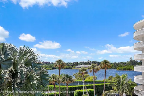 $2,895,000 | 2500 South Ocean Boulevard, Unit 1D2, Palm Beach, FL 33480