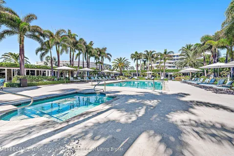 $2,895,000 | 2500 South Ocean Boulevard, Unit 1D2, Palm Beach, FL 33480