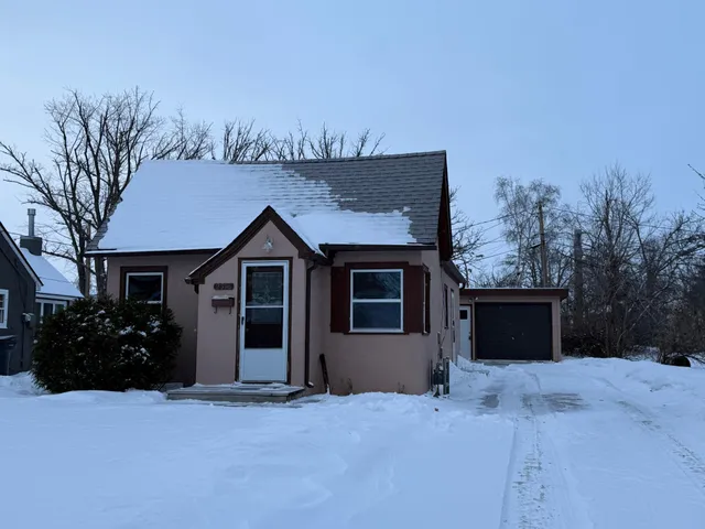 $144,000 | 2316 Calihan Avenue Northeast, Bemidji, MN 56601