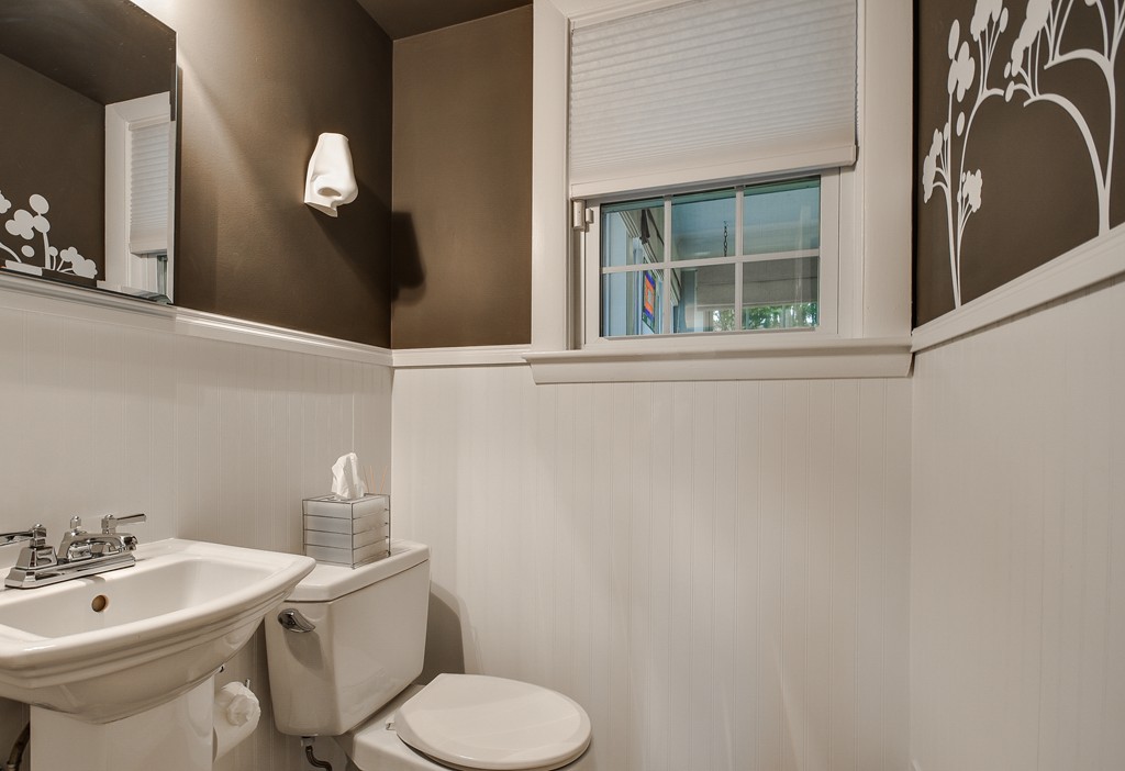 8 Bryant Road Framingham, MA 01701 - Photo 14 of 25 Gallery Image 14