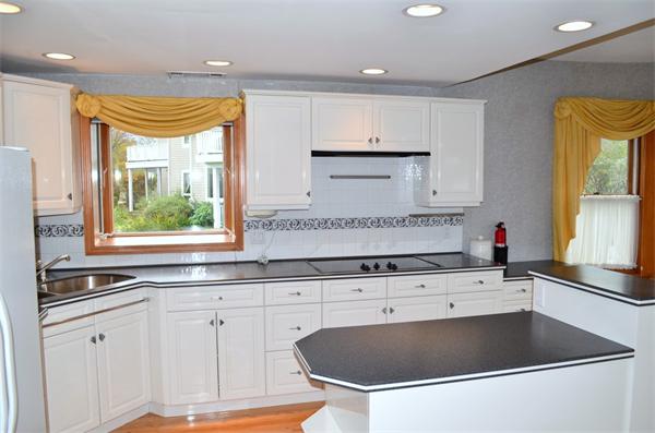 77 Harbourside Road, Unit 77 Quincy, MA 02171 - Photo 9 of 30 Gallery Image 9