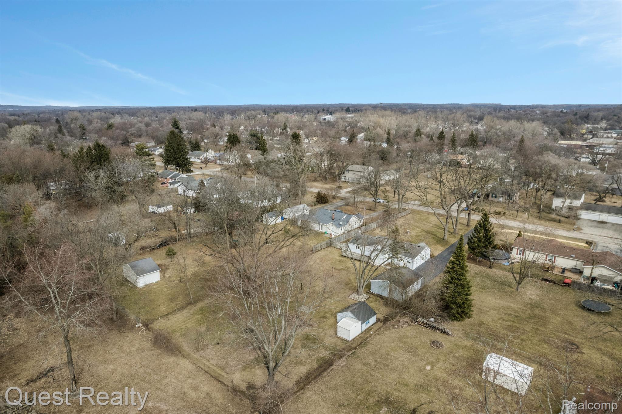 2671 Marlington Road Waterford, MI 48329 - Photo 10 of 32 Gallery Image 10