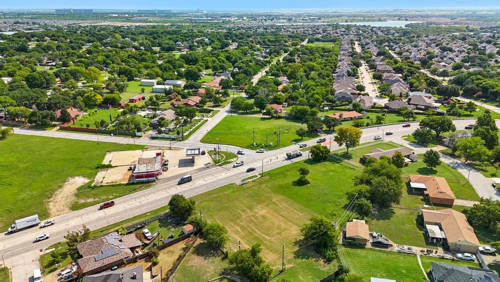 5295 Boat Club Road Fort Worth, TX 76135 - Photo 4 of 20