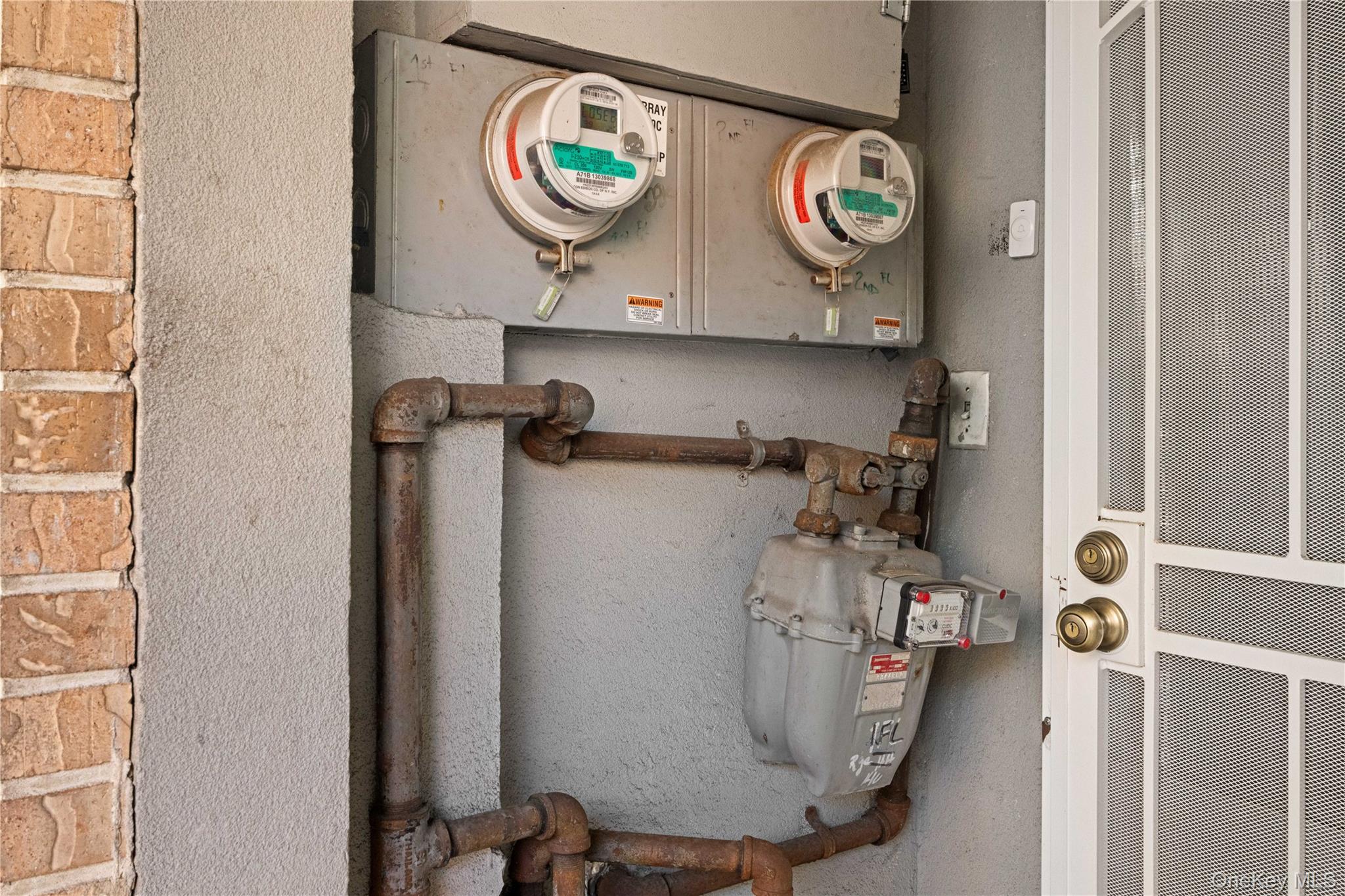 2611 Decatur Avenue Bronx, NY 10458 - Photo 29 of 38