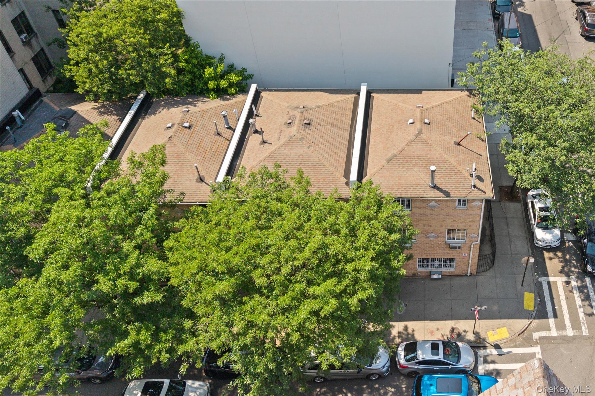 2611 Decatur Avenue Bronx, NY 10458 - Photo 33 of 38