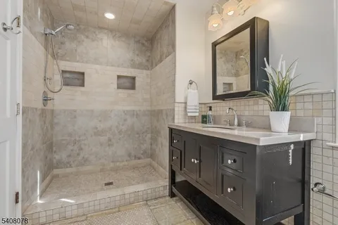 $1,750,000 | 90 Whitney Road, Short Hills, NJ 07078