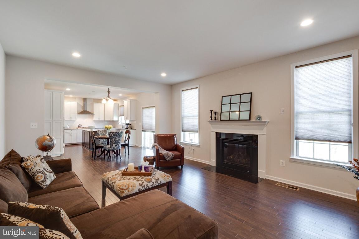 4617 Bridle Ridge Road Upper Marlboro, MD 20772 - Photo 14 of 68 Family Room