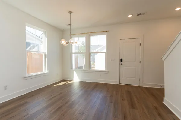 $2,500 | 312 Eclipse Street, Summerville, SC 29486