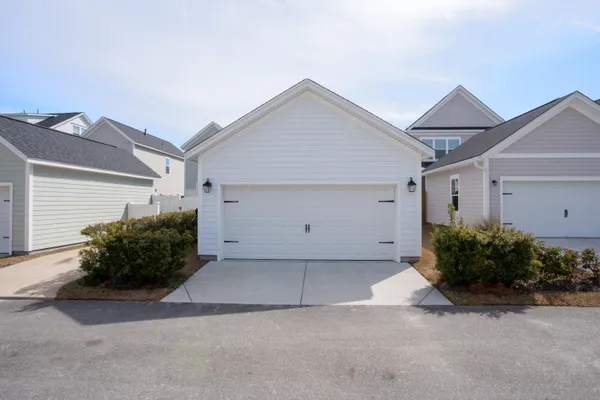 $2,500 | 312 Eclipse Street, Summerville, SC 29486